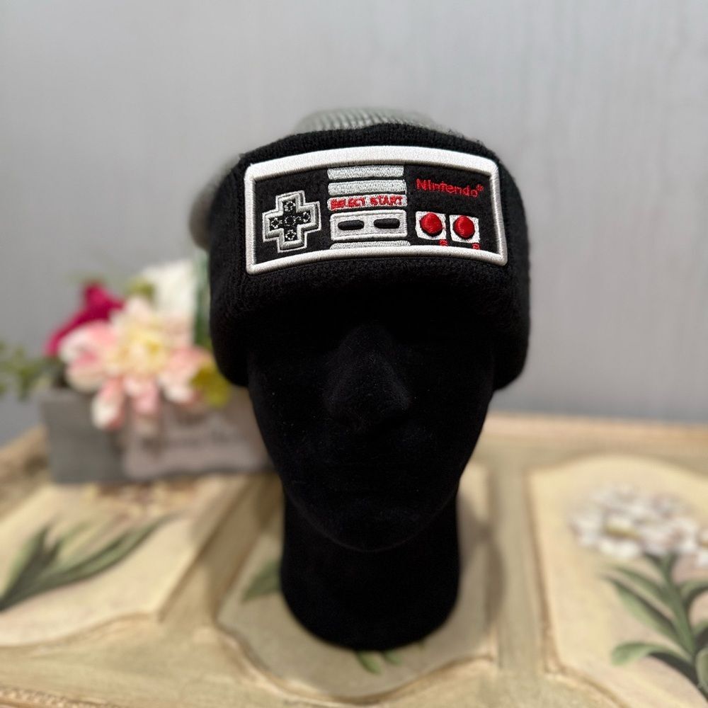Nintendo NES Retro Controller Cuffed Winter Beani… - image 8